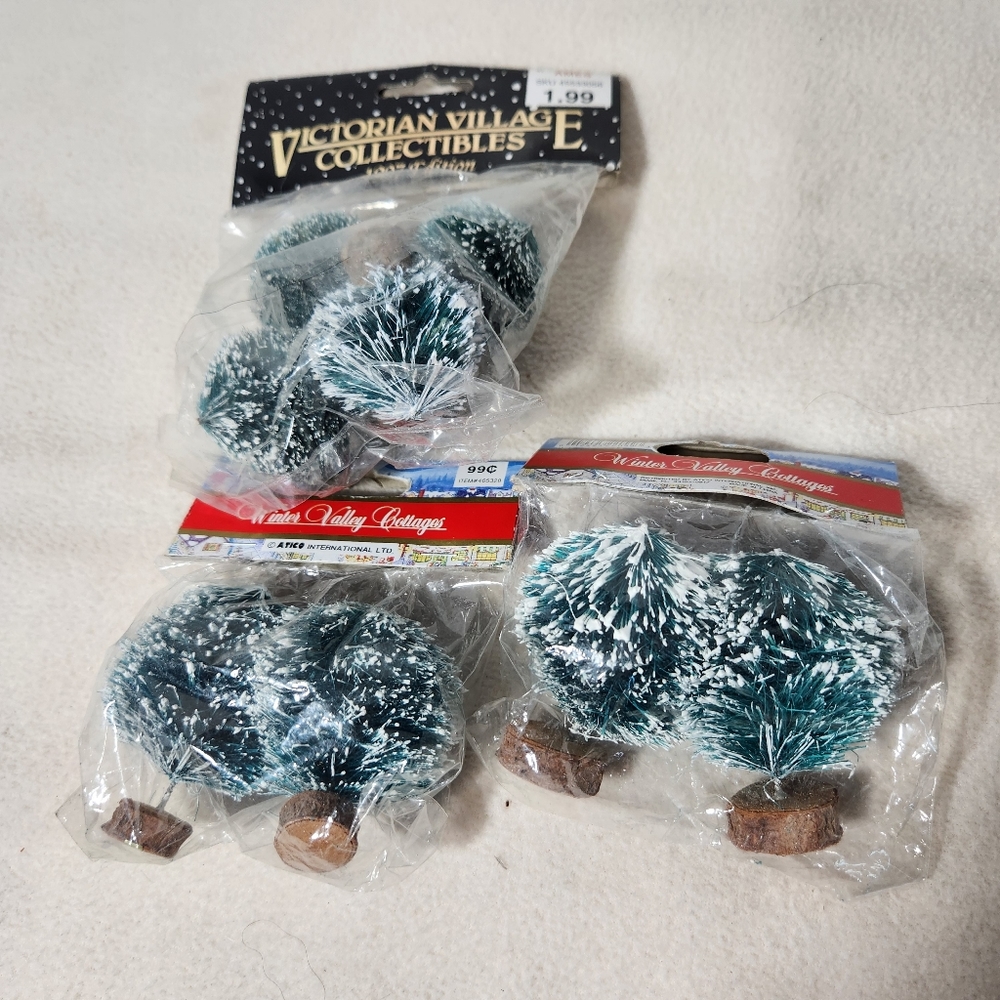 NWT Lot of 8 Dollhouse Furniture Miniatures Outdoor Bushes w/ Snow Cover 1":1'